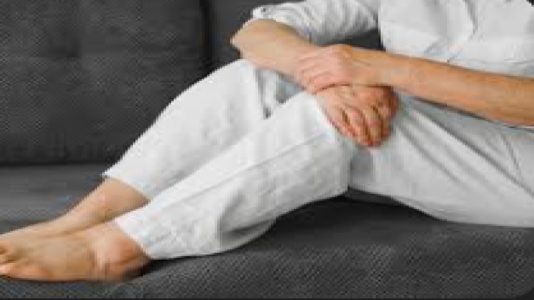 Le syndrome des jambes sans repos post-AVC : phénotype spécifique ?