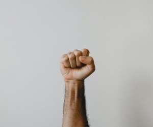 MANIFESTE - Le syndrome des jambes sans repos : maladie peu considérée par le milieu médical MANIFESTE - Le syndrome des jambes sans repos : maladie peu considérée par le milieu médical
